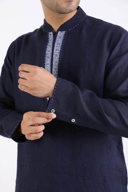 Linen Bloom Blue 100% Pure Linen Kurta at Aza Fashions Linen Bloom_Blue 100% Pure Linen Kurta _at_Aza_Fashions