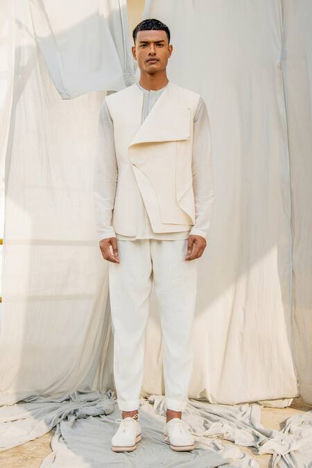 Antar Agni White Handwoven Cotton Waistcoat Online at Aza Fashions Antar Agni_White Handwoven Cotton Waistcoat _Online_at_Aza_Fashions