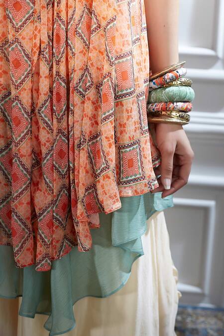 Mandira Wirk - Indian White Chiffon Square Neck Printed Kurta And Palazzo Set at Aza Fashions Mandira Wirk - Indian_White Chiffon Square Neck Printed Kurta And Palazzo Set _at_Aza_Fashions