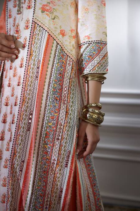 Mandira Wirk - Indian White Chanderi V Neck Kurta And Sharara Set at Aza Fashions Mandira Wirk - Indian_White Chanderi V Neck Kurta And Sharara Set _at_Aza_Fashions