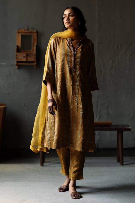 Shorshe Clothing_Gold Handloom Tissue, Lining Shantoon Stripe V Neck Pattern Kurta And Pant Set_Online_at_Aza_Fashions