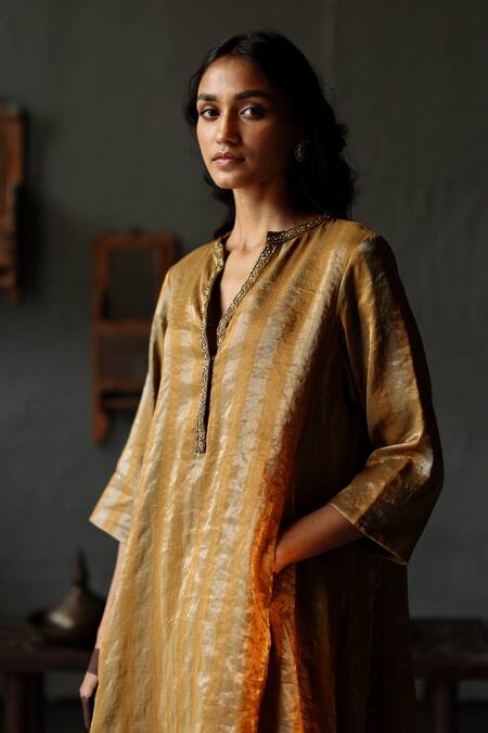 Shorshe Clothing_Gold Handloom Tissue, Lining Shantoon Stripe V Neck Pattern Kurta And Pant Set_at_Aza_Fashions