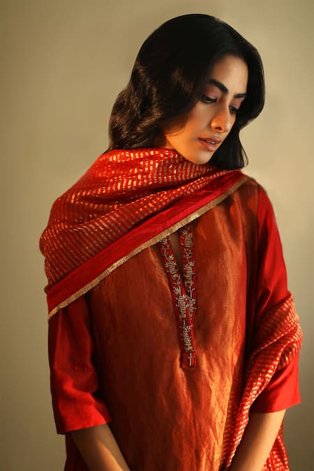 Buy_Shorshe Clothing_Red Chanderi, Handloom Tissue Mandarin Collar Kurta And Pant Set _Online_at_Aza_Fashions