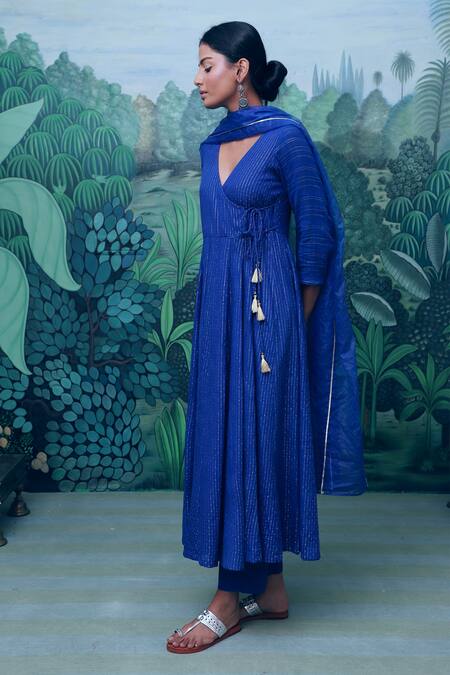 Myaara Blue Kurta Cotton Dobby Pant Cotton Dupatta Organza V Neck Angarkha Set Online at Aza Fashions Myaara_Blue Kurta Cotton Dobby Pant Cotton Dupatta Organza V Neck Angarkha Set _Online_at_Aza_Fashions
