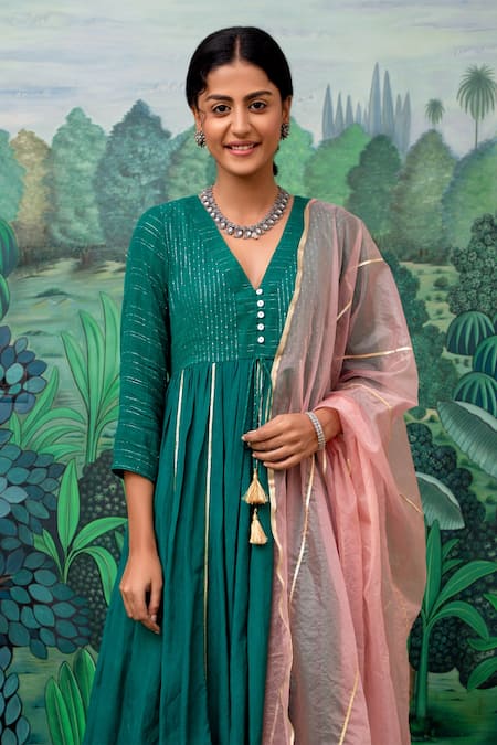 Myaara Green Kurta Cotton Dobby Pant Cotton Dupatta Organza V Neck Anarkali Set Online at Aza Fashions Myaara_Green Kurta Cotton Dobby Pant Cotton Dupatta Organza V Neck Anarkali Set _Online_at_Aza_Fashions