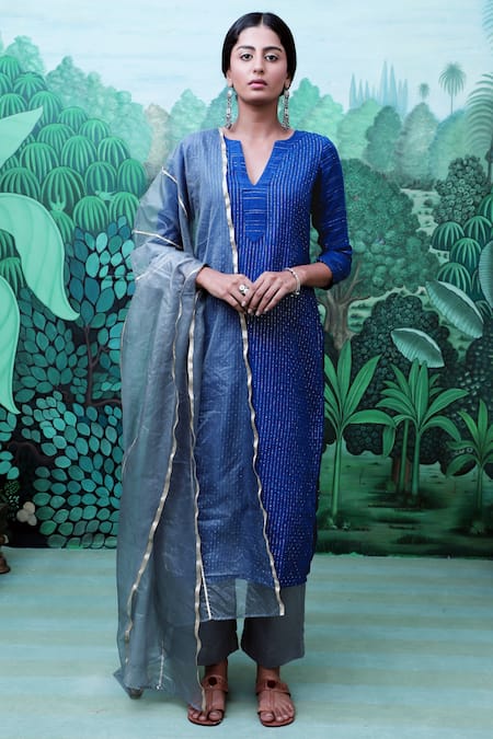 Myaara Blue Kurta Cotton Dobby Pant Cotton Dupatta Organza Round Straight Set 
