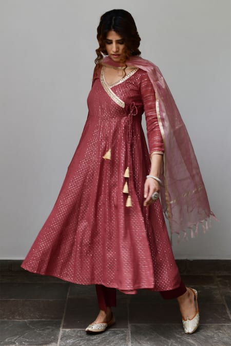 Myaara Embroidered Angarkha Set 