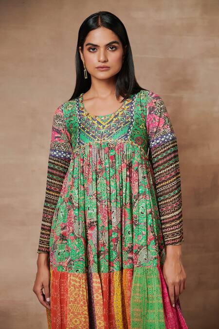 Saundh Green Viscose Georgette Abstract U Neck Mizo Printed Tiered Dress at Aza Fashions Saundh_Green Viscose Georgette Abstract U Neck Mizo Printed Tiered Dress_at_Aza_Fashions