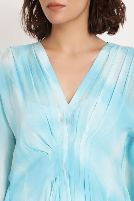 Shop Ranng Label Blue Natural Crepe Tie-dye V Neck Woven Tunic And Palazzo Set Online at Aza Fashions Shop_Ranng Label_Blue Natural Crepe Tie-dye V Neck Woven Tunic And Palazzo Set _Online_at_Aza_Fashions