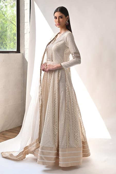 Shop_Neha Khullar_White Chanderi Silk And Organza Lining Cotton Shantoon Cutdana, Anarkali Set _Online_at_Aza_Fashions