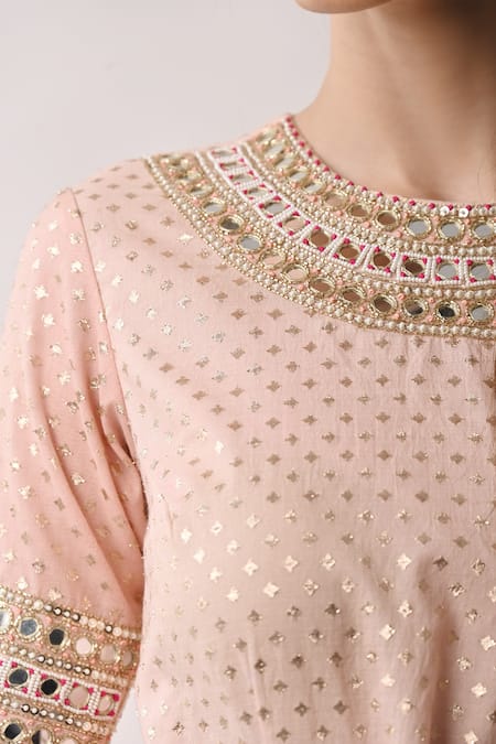 Neha Khullar_Peach Chanderi Silk And Organza Lining Cotton Shantoon Cutdana, Anarkali Set _at_Aza_Fashions