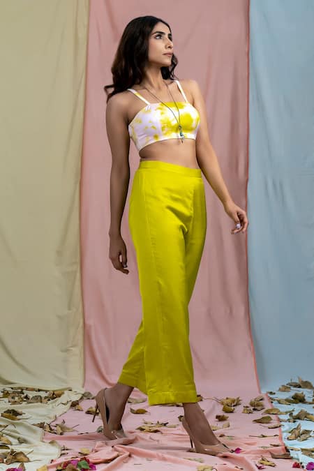 Nayantaara Yellow Bamberg Satin Square Neck Tie-dye Top And Pant Set Online at Aza Fashions Nayantaara_Yellow Bamberg Satin Square Neck Tie-dye Top And Pant Set _Online_at_Aza_Fashions