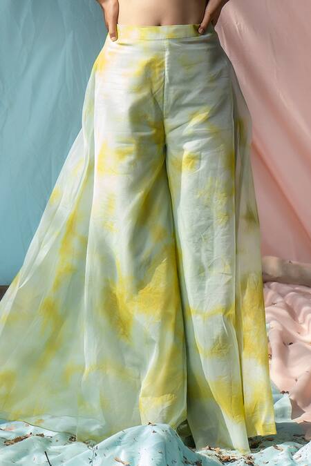 Shop Nayantaara Yellow Organza Embroidery Sweetheart Neck Tie-dye Blouse And Palazzo Set Online at Aza Fashions Shop_Nayantaara_Yellow Organza Embroidery Sweetheart Neck Tie-dye Blouse And Palazzo Set _Online_at_Aza_Fashions