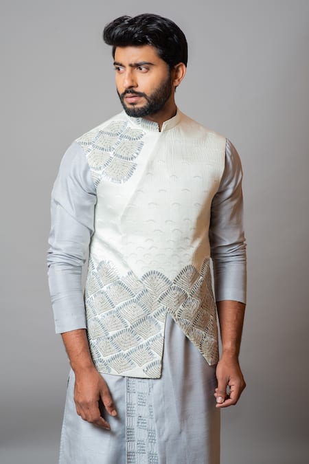 Paarsh White Linen Satin Embroidered Thread Work The Glowing Coral Bundi 