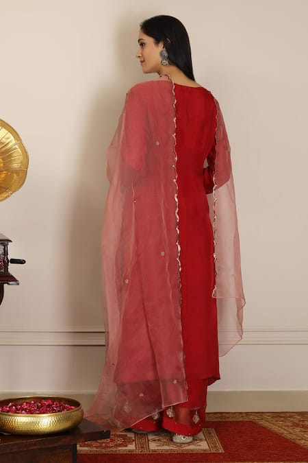 Pouli Pret_Red Viscose Silk Habutai Boat Embroidered Kurta Set _Online_at_Aza_Fashions
