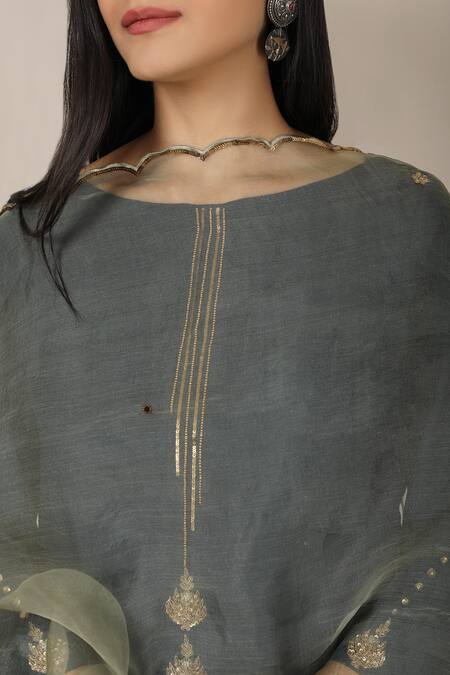 Buy_Pouli Pret_Blue Viscose Silk Habutai Boat Embroidered Kurta Set _Online_at_Aza_Fashions
