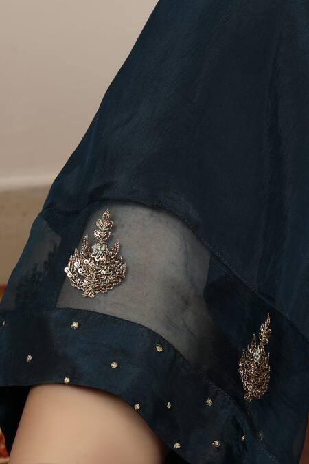 Pouli Pret_Blue Viscose Silk Habutai Boat Embroidered Kurta Set _at_Aza_Fashions