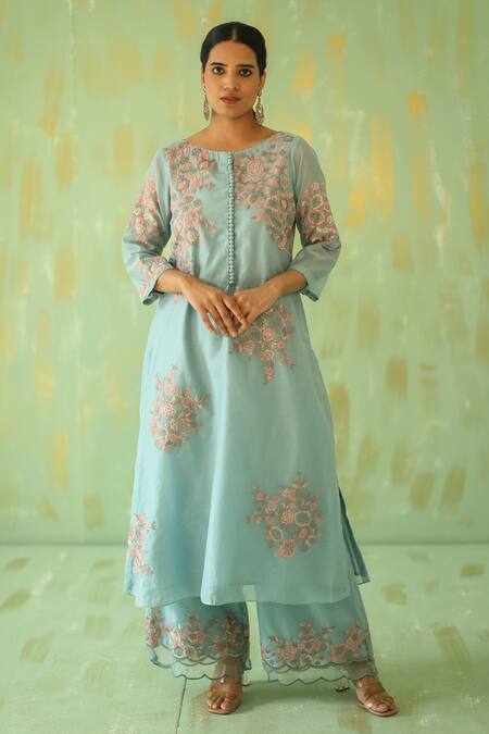 Buy_Pouli Pret_Blue Chanderi, Silk Organza, Lining Cotton Thread Floral Embroidered Kurta Set _Online_at_Aza_Fashions