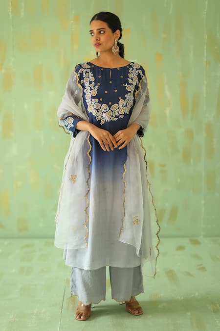 Pouli Pret Ombre Floral Embroidered Kurta Set 