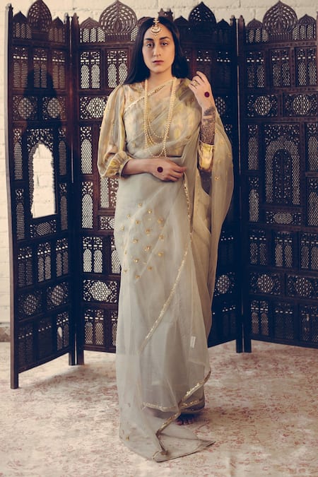 Sarang Kaur_Grey Organza, Silk Sequins, Crystals Hand Embroidered Butti Saree _Online_at_Aza_Fashions