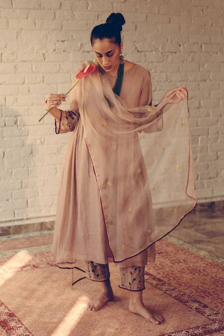 Shop_Sarang Kaur_Grey Organza Crystal Embroidered Stole _Online_at_Aza_Fashions
