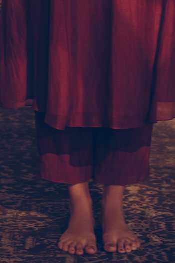 Sarang Kaur Maroon Chanderi Silk Sequins, Beads V-neck Kurta And Pant Set at Aza Fashions Sarang Kaur_Maroon Chanderi Silk Sequins, Beads V-neck Kurta And Pant Set _at_Aza_Fashions