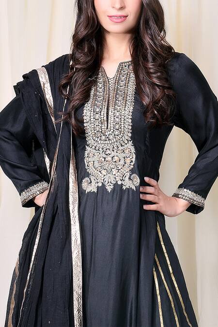 Nazar By Indu Black Silk Kurta Set Online at Aza Fashions Nazar By Indu_Black Silk Kurta Set _Online_at_Aza_Fashions