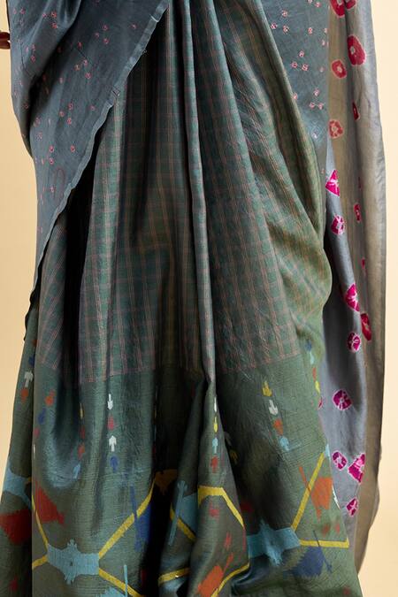 Buy_Injiri_Grey Cotton Silk Bandhani Saree_Online_at_Aza_Fashions