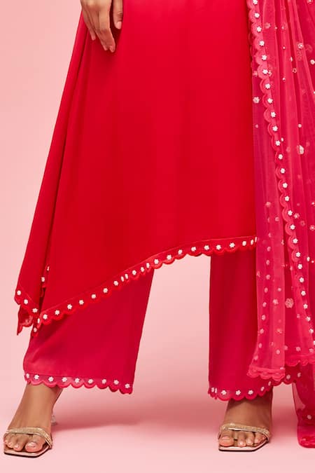 Nachiket Barve_Red Dupatta Tulle, Kurta Georgette, Lining Shantoon Floral Embroidered Set_at_Aza_Fashions