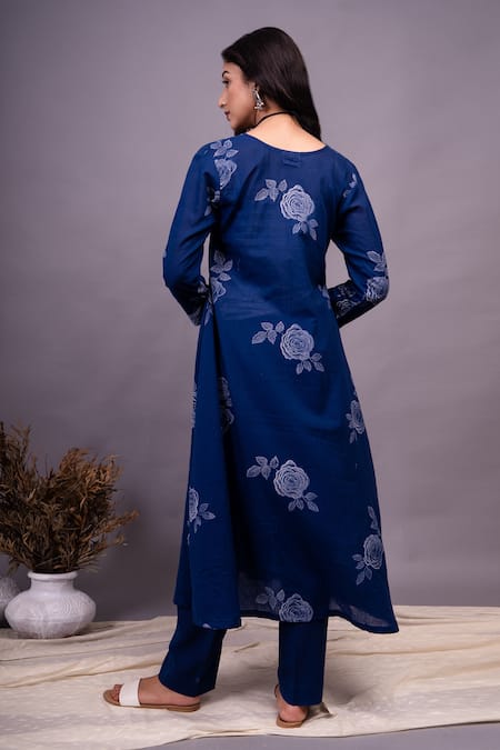Shop Tashee Blue Cotton Floral Block Prints V Neck Gathered Kurta And Pant Set at Aza Fashions Shop_Tashee_Blue Cotton Floral Block Prints V Neck Gathered Kurta And Pant Set_at_Aza_Fashions