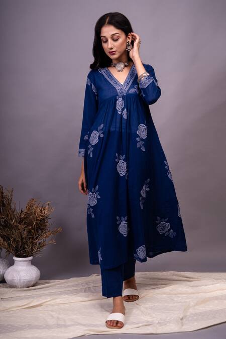 Tashee Blue Cotton Floral Block Prints V Neck Gathered Kurta And Pant Set Online at Aza Fashions Tashee_Blue Cotton Floral Block Prints V Neck Gathered Kurta And Pant Set_Online_at_Aza_Fashions