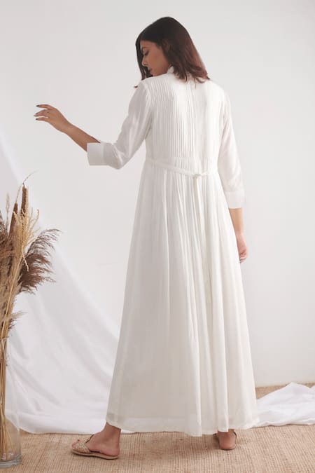 Shop_Negra Elegante_White Bemberg Muslin Band Pleated Maxi Dress _Online_at_Aza_Fashions