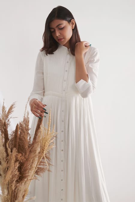 Negra Elegante_White Bemberg Muslin Band Pleated Maxi Dress _at_Aza_Fashions