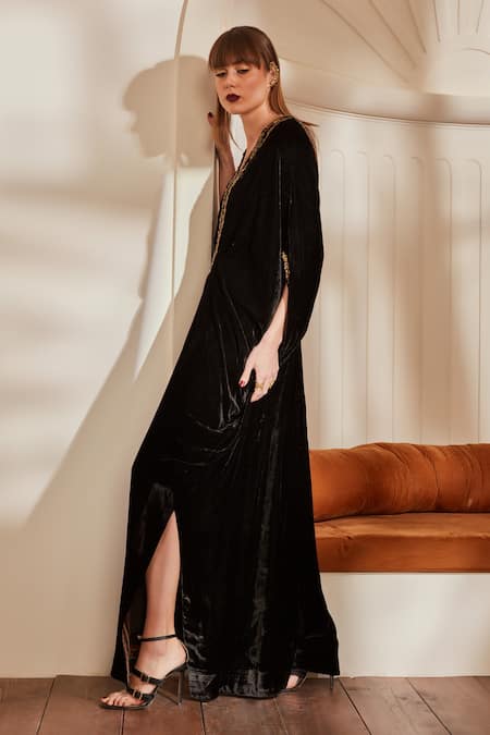 Nikita Mhaisalkar Black Inner Net Lycra, Kaftan Micro Velvet Baroque Work V Neck Embroidered Online at Aza Fashions Nikita Mhaisalkar_Black Inner Net Lycra, Kaftan Micro Velvet Baroque Work V Neck Embroidered_Online_at_Aza_Fashions