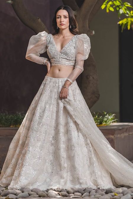 Alia Bhatt's Designer Lehenga at Best Friend's Wedding | Vogue India |  Vogue India