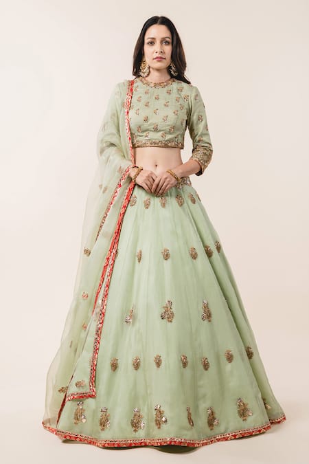 Buy_Nitika Gujral_Green Lehenga And Dupatta Organza Blouse Banarasi Round Embroidered Bridal Set _Online_at_Aza_Fashions