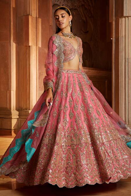 Nitika Gujral Pink Organza Floral Plunge V Neck Embroidered Bridal Lehenga Set Online at Aza Fashions Nitika Gujral_Pink Organza Floral Plunge V Neck Embroidered Bridal Lehenga Set _Online_at_Aza_Fashions