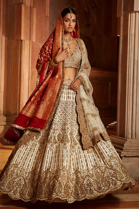 Bridal Beauty – VAMA DESIGNS Indian Bridal Couture
