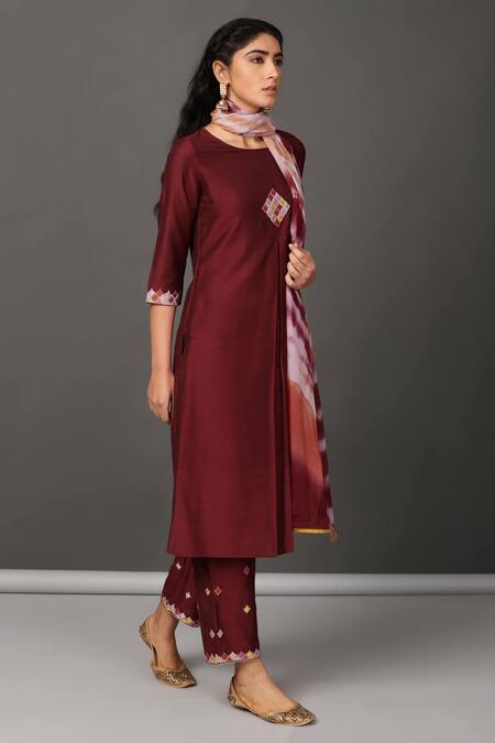 NUHH_Maroon Dupatta 100% Viscose, Kurta And Pant Pst Silk Round Pleated Set _Online_at_Aza_Fashions