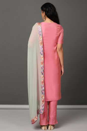 NUHH Kurta Set with Embroidered Dupatta 