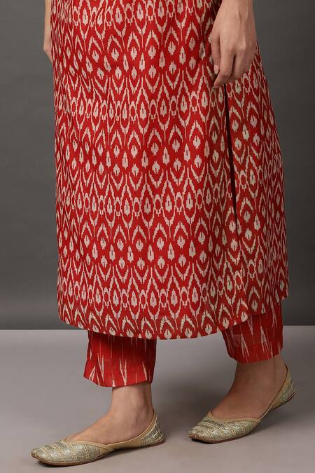 Shop_NUHH_Red Dupatta 100% Polyester Cami 100% Cotton, Kurta, Pant Ikat Print Set _Online_at_Aza_Fashions