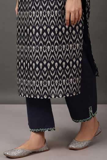 Shop_NUHH_Black Kurta 100% Polyester Pant And Slip 100% Cotton Dupatta Ikat Print Set _Online_at_Aza_Fashions
