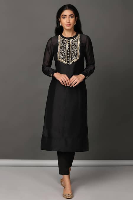 Stunning Black Silk Kurti With Straight Pants at Rs 3499.00 | Kurti Pant  Set | ID: 2851587581512