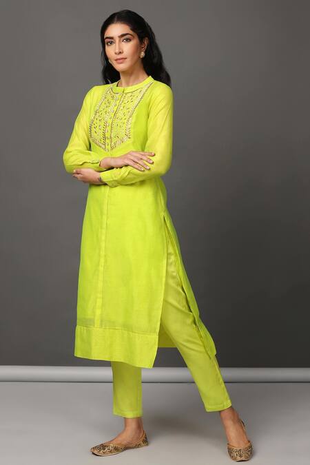 Nuhh_Green Inner 100% Cotton, Kurta Chanderi, Pant Modal Round Handwoven And Set _Online_at_Aza_Fashions
