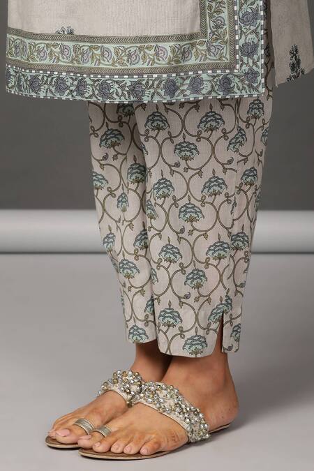 NUHH_Grey 100% Cotton V Neck Floral Print Kurta And Pant Set _at_Aza_Fashions