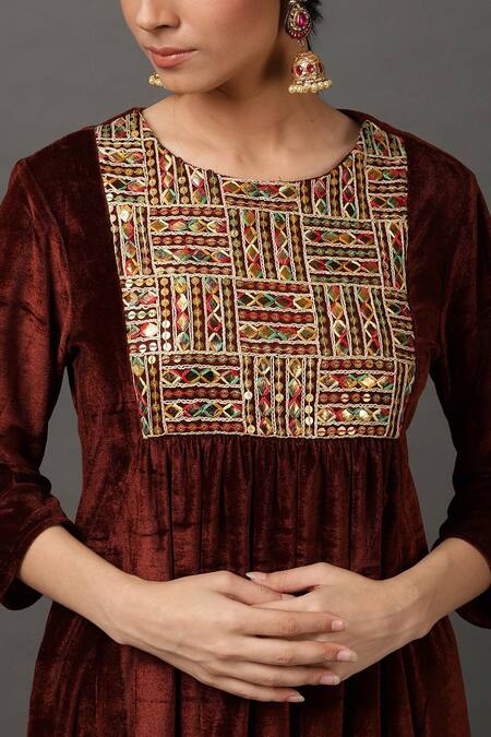 NUHH_Brown 100% Polyester Round Embroidered Kurta And Pant Set _at_Aza_Fashions