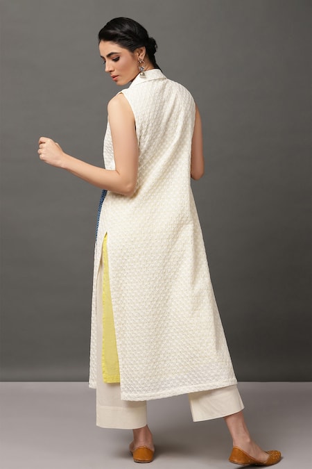 NUHH Embroidered Angarkha Kurta & Pant Set 