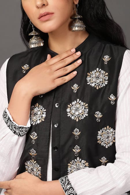 Shop NUHH White Jacket Pst Silk With Printed Lining, Kurta Embroidered And Striped Set Online at Aza Fashions Shop_NUHH_White Jacket Pst Silk With Printed Lining, Kurta Embroidered And Striped Set _Online_at_Aza_Fashions
