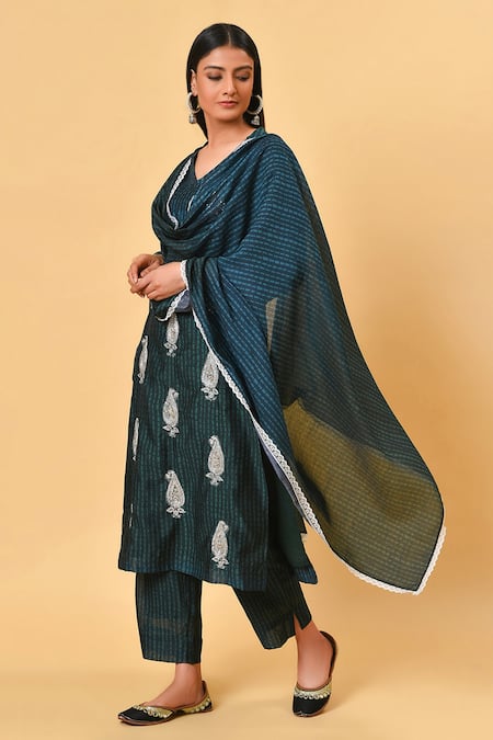 NUHH_Green Chanderi And Cotton V Neck Kurta Set _Online_at_Aza_Fashions