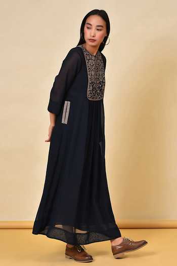 NUHH_Blue Inner- Cotton, Kurta- Georgette Floral Notched Embroidered _Online_at_Aza_Fashions